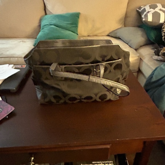 Coach purse-never used - Picture 3 of 3